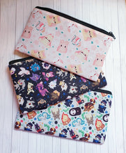 Load image into Gallery viewer, Pencil Case - Sakura Animals
